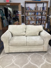 Okay Loveseat