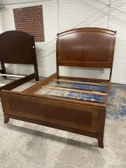 Queen Smooth Sleigh Bed-frame