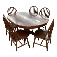 Cherry Finish Dining Table w\/ 6 Chairs