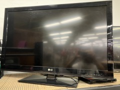 LG 42\