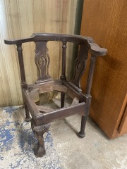 Antique Queen Anne Corner Chair For Restoration
