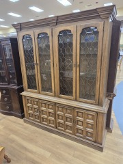 DREXEL ESPARANTO HUTCH