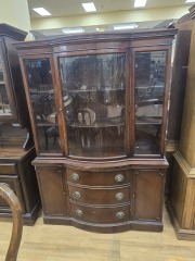 MAHOGONY 1 PIECE VINTAGE STYLE HUTCH W\/ CURVED GLASS