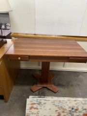 2013 Montana Extension Swivel Dinette Table