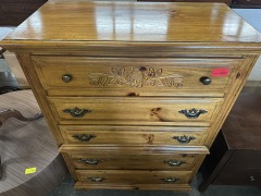 DRESSER