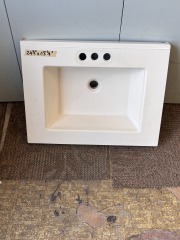 Porcelain Bathroom Sink 24 1\/2 x18 3\/4\