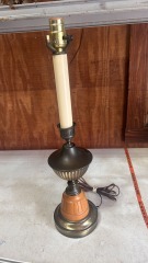 Vintage Candlestick-Style Table Lamp