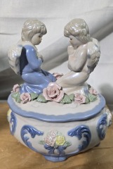 Cracker Barrel Angel Music Box Ceramic Trinket Jewelry Box Song Amazing Grace