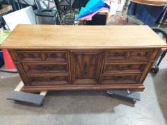 BROWN 6 DRAWER 1 DOOR MOULDED FRONT STANLEY DRESSER W\/MIRROR