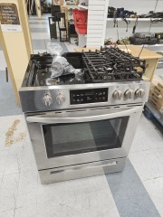FRIGIDAIRE GAS BLACK\/STAINLESS STEEL GAS OVEN