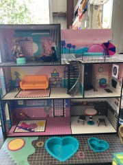 Mega LOL Surprise! OMG Wood Doll House Mansion Playset