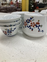 Vintage Arita Ware Teapot And Cups Set