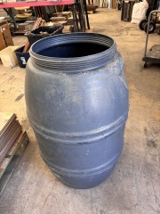 Rain Barrel 37\