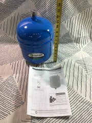 A.O. Smith 4.6-Gallon Vertical Pressure Tank lpt5