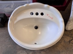 Porcelain Bathroom Sink 18\