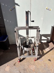 Commercial Hand Crank Press