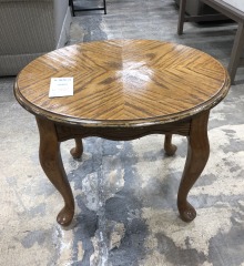 oak laminate end table