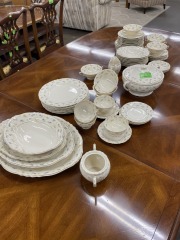 Vintage Syracuse Federal Shape Suzanne Dish Set (Set of 63)