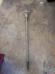 Epic adjustable compact rake!