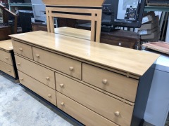 Shermag 7 Drawer Dresser w\/mirror