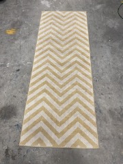 Yellow and tan 7x2ft Rug