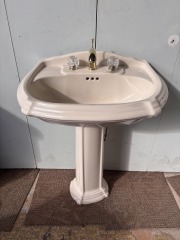 Kohler Portrait Pedestal Sink