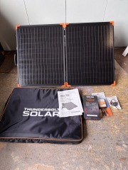 Thunderbolt 100W Portable Solar Kit