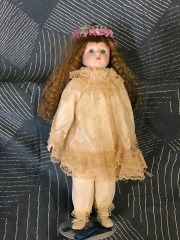 The Heritage Mint Ltd Collection Megan Porcelain Doll 16\