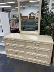 Thomasville 80s Reminising Dresser with Mirror