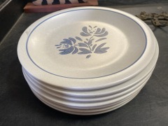 Vintage Pfaltzgraff Yorktowne Stoneware Dinner Plate set of 7