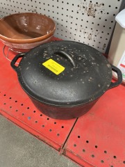 Lodge Cast Iron Dutch Oven