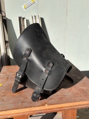 Leatherworks Swingarm Bag