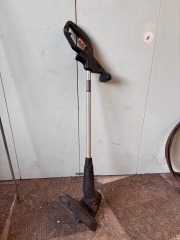 Black and Decker Corded Weed wacker