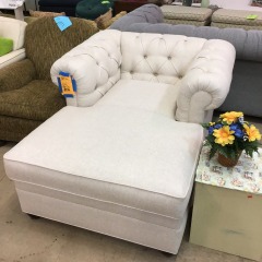 Chaise Lounge Chair *NEW*