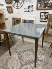 Daddy Long Legs Table