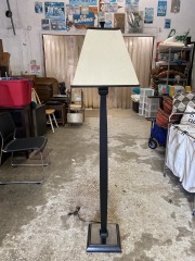 Modern Farmhouse Floor Lamp