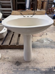Cream Pedestal Sink
