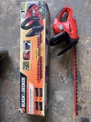 Black & Decker Corded Hedge Trimmer