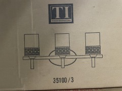 TI 3 headed Wall Sconce #35100\/3