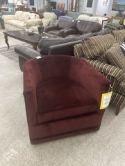 Maroon Plush Swivell Chair
