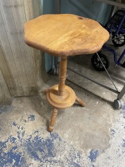 Tiny Wood Tripod Table