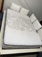 Posturepedic Full Mattress