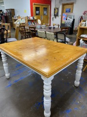 White & Wood Farmhouse Style Dining Table