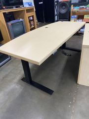 Hafeleameric Extra Large Adjustable Desk (Tested)