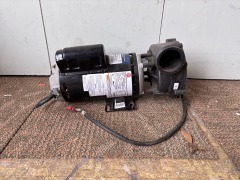 Spa Pump XP2 2.5 HP 230V (AS IS UNTESTED)