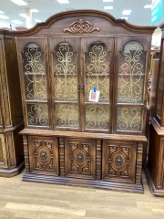 OAK VENEER GLASS DOOR HUTCH W\/GOLD STRIP DESIGN