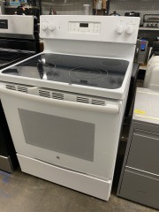 White GE Electric Oven \/ Stove