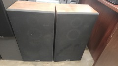 Sanyo SS-686 Bass Reflex Speaker Pair