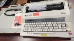 Smith Corona XE 5100 Electric Smart Typewriter