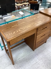 OAK STYLE 4 DRAWER STUDY DESK